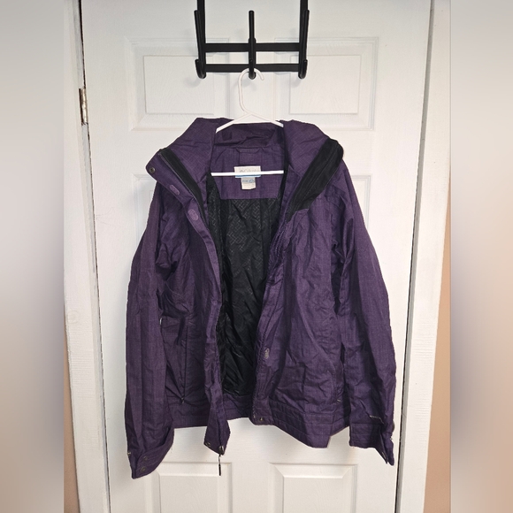 Purple columbia rain jacket - Picture 1 of 2